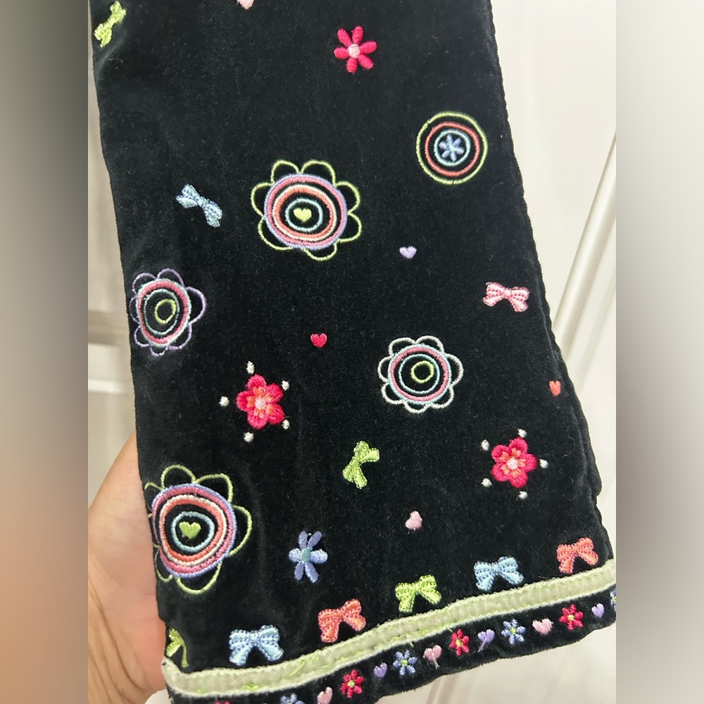 VINTAGE 100% Cotton Tablots Kids Velvet Black Floral Embroidery Pants 90’s - Picture 3 of 7